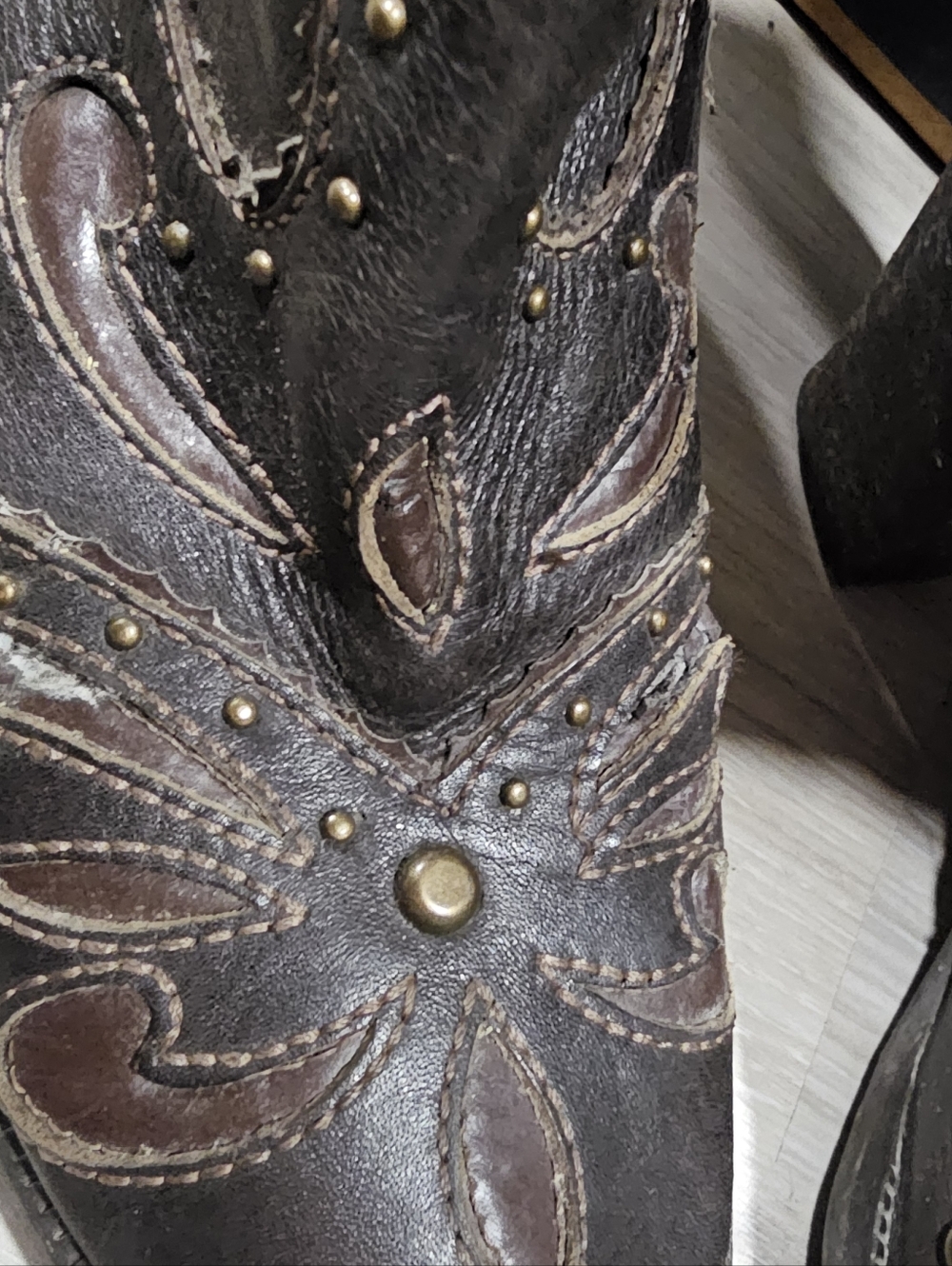 Gianni Bini Brown Western Cowgirl Style Boots - Picture 5 of 7